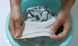 寫著不能漂白的衣服發黃，怎麽洗白？