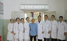 感動！79歲老人患膀胱移行細胞癌，醫護家屬攜手「膀胱保衛戰」