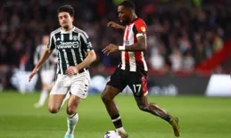 曼聯苦戰一分，雄心再起，進攻改變決戰局勢