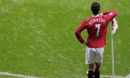 準備再次阻擊藍月！大馬丁社媒曬客戰曼城個人海報