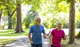 66歲女子突發心梗去世，飲食清淡愛運動，醫生：錯在這3個習慣！
