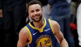 告別傳奇！全聯盟送行，只剩三位巨星守衛戰場！