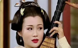 香港女星宣布復出拍劇，身材發胖明顯，網友調侃：古裝皇後變大媽