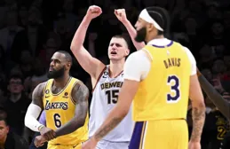 又砍42+16+6，文班準大四喜成陪襯！你再這麽打下去，MVP快沒懸念了