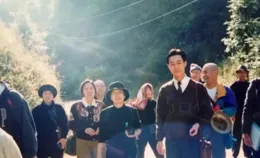 回顧：張頌文帶高家兄妹回狂飆老屋合影回憶感滿滿高啟蘭也太美了