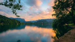 外表幹凈，靈魂有趣的四個星座女