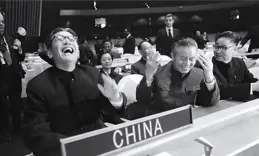 1971年國寶被外賓盜走，周總理巧施妙計，變個魔術讓他主動交出