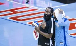 轟18+14+5+8前場籃板！火箭新秀已成頂級大前鋒？控衛要爭籃板王