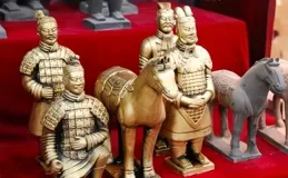 【讀史記】秦始皇的先輩們 / 文：舟行岸移