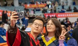 南京大學等高校表示不為研究生提供宿舍，專碩生房租是學費的2倍