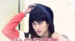 林更新一人成團？磕CP懟黑粉樣樣精通，揭秘全能藝人背後的故事