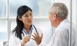 為什麽很多人「寧死也不放療」？醫生坦言：4種癌癥選放療或更好