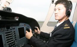 飛行員為什麽對視力要求這麽高？