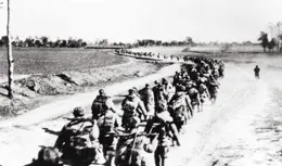 回顧：解放軍要攻城，副團長說敵軍長是我表兄，梁興初：你去勸降