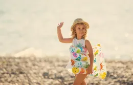 穿对了，少一分烦恼：夏日如何为孩子选择透气又安全的穿搭？