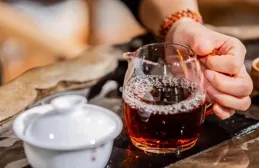 鐵鋼雜談之德藝齋說茶：茶禪一味，淡中識真味——濃茶背後雙刃劍