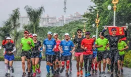 毛大慶，靠跑步重新開機人生，從抑郁癥到百場馬拉松
