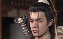 周伯通一生收了三個徒弟，一個殺了郭靖，兩個武功蓋世