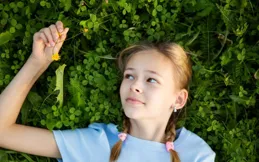 孩子突然變得沈默寡言？廣州天使兒童醫院揭秘自閉真相