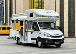 戴德自由風plus+雙拓展房車，荷載六人，還有3張床