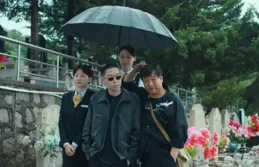 喜劇電影【末路狂花錢】，賈冰一路衰到底