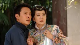 田曦薇旗袍秀驚艷！網友：這身材，簡直了！