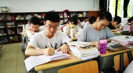 
 
如今的高考，到底要选拔与筛选出什么样的学生呢？
 