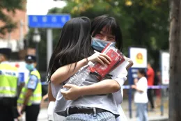 如何評價 2021 年高考全國甲卷作文題「可為與有為」？如果是你會怎麽寫？