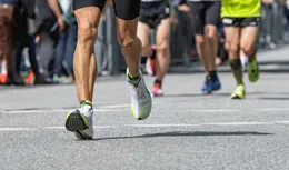 足底筋膜炎疼痛怎麽辦？除了拉筋，不如做「這個運動」！