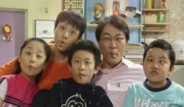 【家有兒女】穿幫的那些鏡頭，多年後才發現，網友：這也太搞笑了