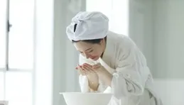 夏季護膚，怎麽樣才能做到不油膩？