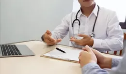 年齡大了要少鍛煉？醫生強調：尤其2種運動，做多了是給身體上刑