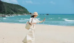 王珞丹許久未見！極簡松弛感穿搭隨心發散