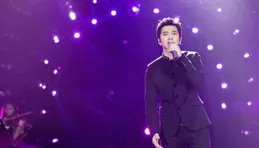 <歌手>舞台風雲：孫楠與外國歌手的分數較量