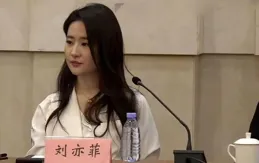 瘦了！六公主鏡頭下的劉亦菲白到發光