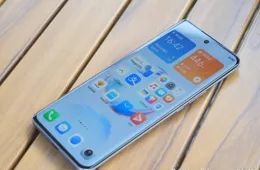 榮耀100、榮耀X50該怎麽選？誰的價效比更高？對比之後不糾結