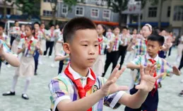 脊柱側彎「盯」上孩子們！成為兒童青少年健康第三大殺手！