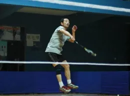 羽球運動如何助力中年人健身？