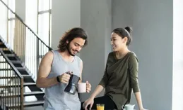 中年女性變時髦的秘籍，竟然是戴帽子，這樣搭回頭率爆棚