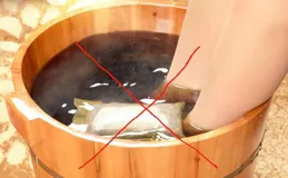 征服山峰的秘訣：輕松應對爬山後的肌肉酸疼