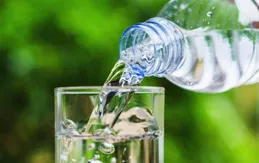 一喝水，尿就多，這是代表腎臟好，還是不好呢？醫生告訴你真相