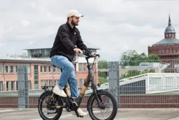 150km續航，這款竹制車架小車不簡單！