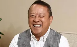 曾誌偉女兒顏值驚人，臉粗脖子短的他為何稱其第一漂亮？