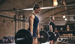 史蒂夫·裏夫斯：自然健美的傳奇，無藥物塑造完美體魄