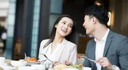 一個人，是否值得深交，「吃一次飯」就知道了