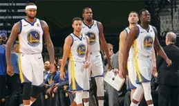 柯瑞和家人的美好時刻：庫嫂白裙似少女，幸福溢滿