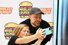 全球第一網紅！26歲MrBeast粉絲數量剛剛突破3億