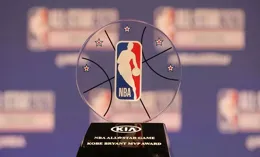 又鞭屍網友曬22年,W NBA全明星MVP迷你杯：比賽和獎杯都進步了