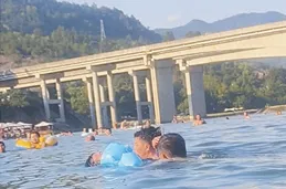 「爸爸是我們見義勇為的榜樣！」溫州這家人火了！