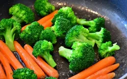 糖尿病人每天怎麽吃菜？菜主要分3種，每一種都不要缺！